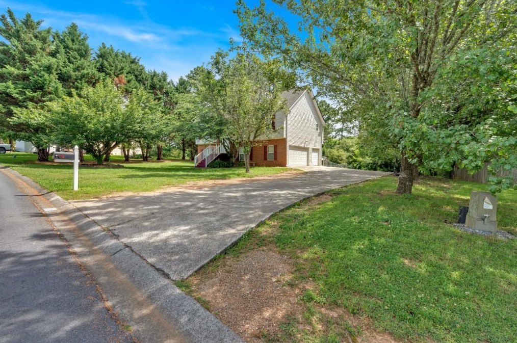 163 Orchard Way, Calhoun, GA 30701-4560