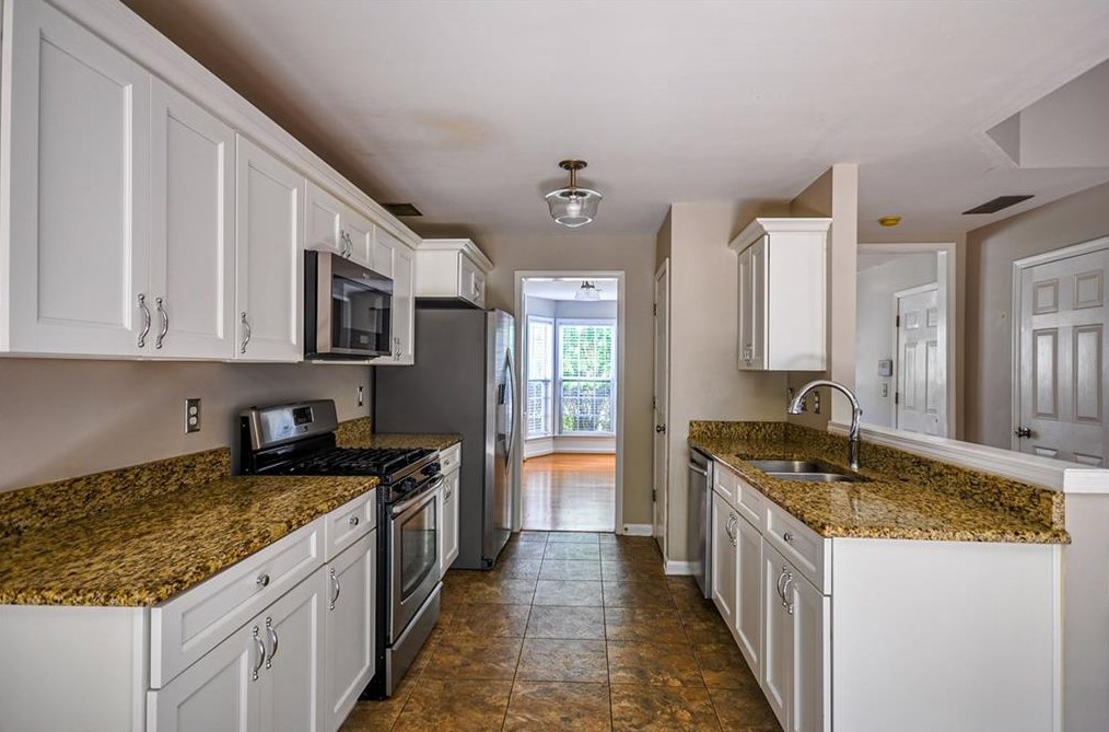 115 Lembeth Ct, Alpharetta GA 30004-8552 exterior