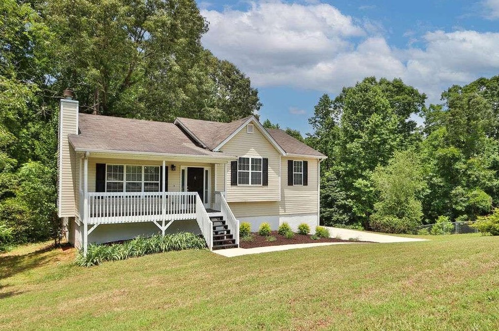 43 Sweetbriar Ln, Dallas, GA 30157-0518