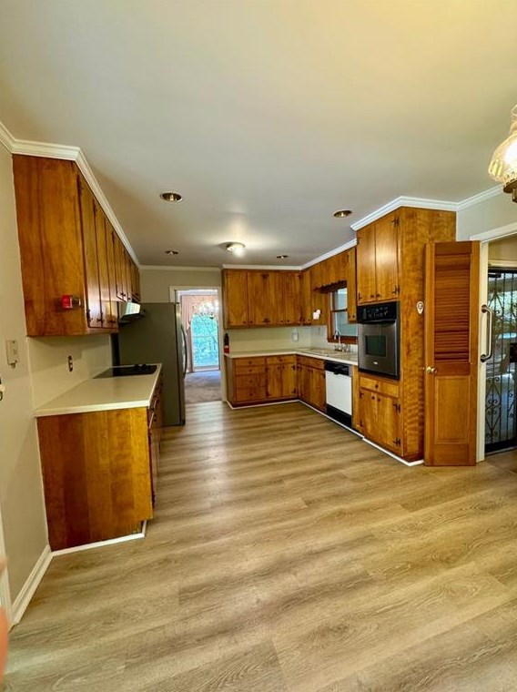 2618 Mdw Lark Dr, Atlanta GA  30344-4030 exterior