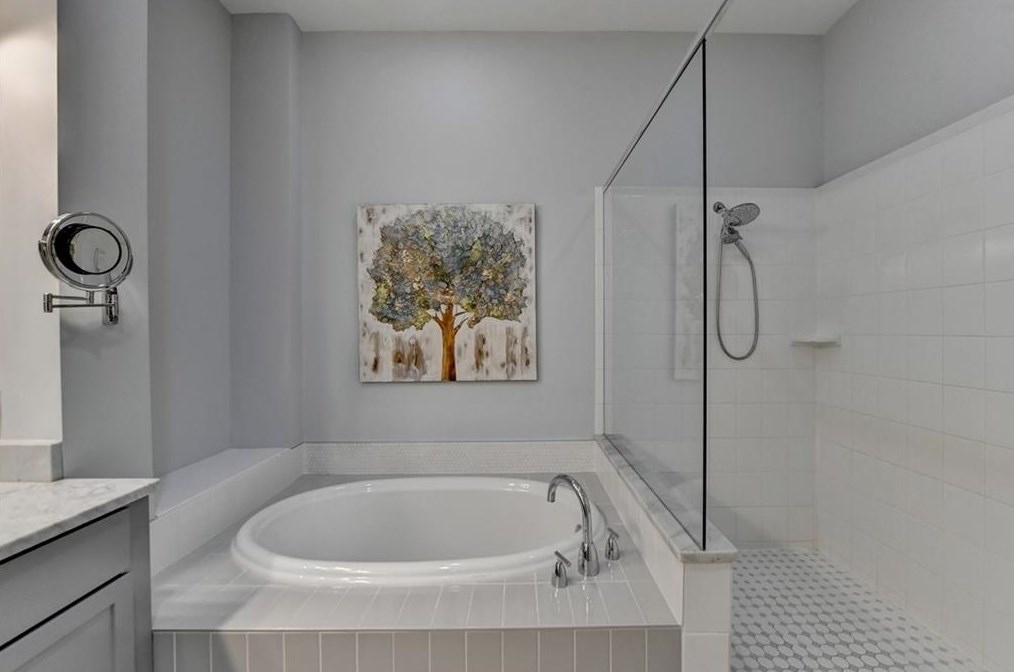 4690 Dogwood Aly, Atlanta GA 30338-7718 exterior