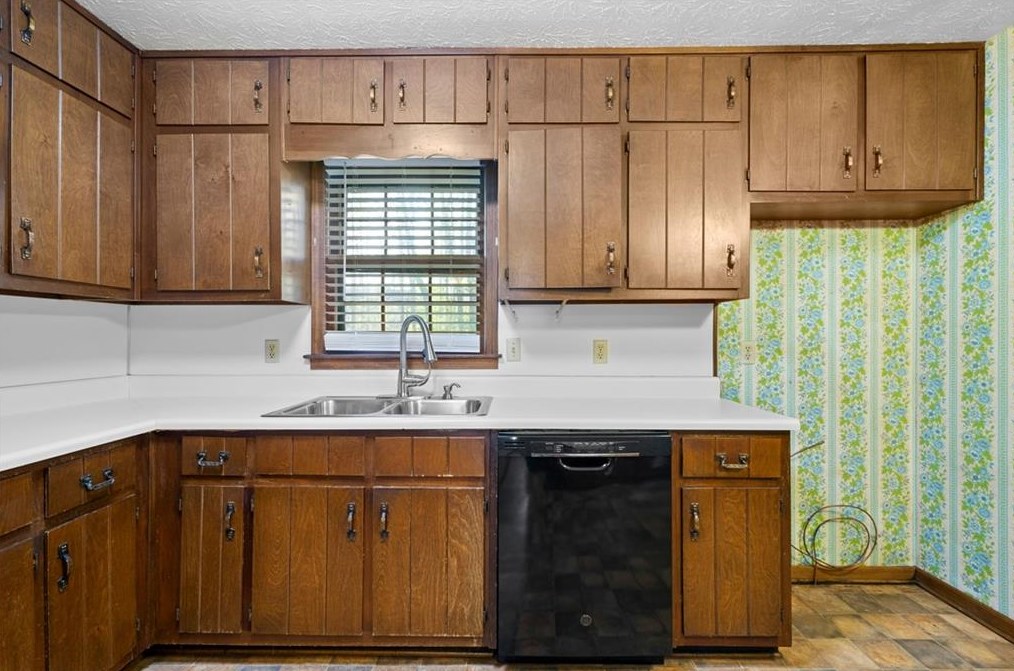 1131 Lafayette Dr Sw, Mableton, GA 30126