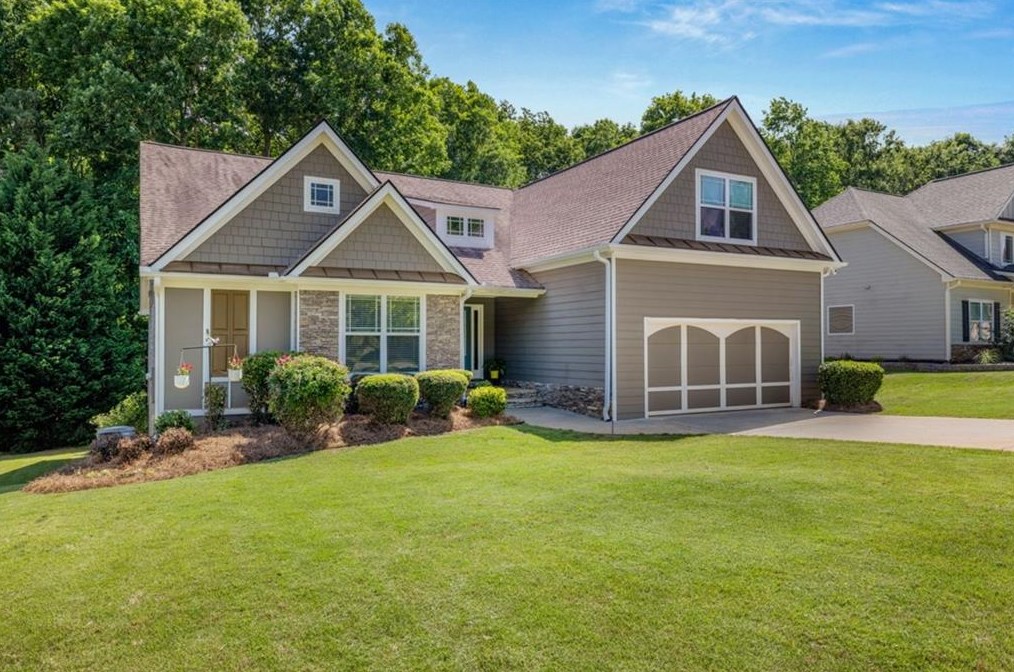 5320 Chastain Way, Gainesville, GA 30507-8150