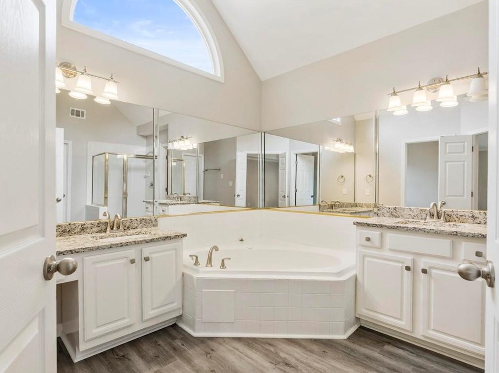 928 Hawk Crk Trl, Lawrenceville GA 30043-3477 exterior