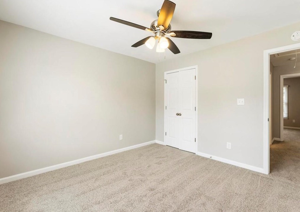 928 Hawk Crk Trl, Lawrenceville GA 30043-3477 exterior