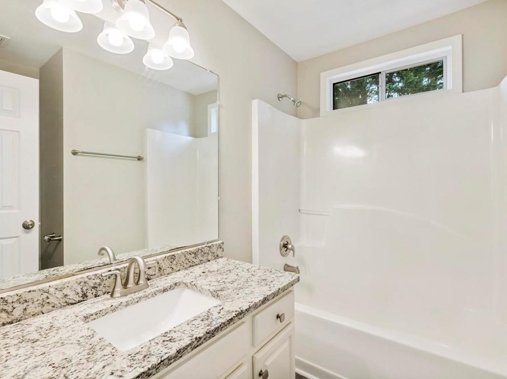 928 Hawk Crk Trl, Lawrenceville GA 30043-3477 exterior