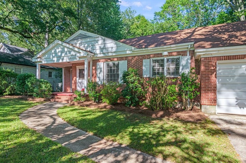 429 Woodhaven Dr, Decatur, GA 30030