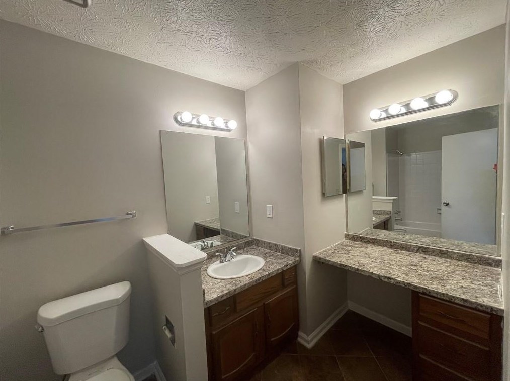 5443 Winslow Xing, Lithonia GA 30038-1149 exterior