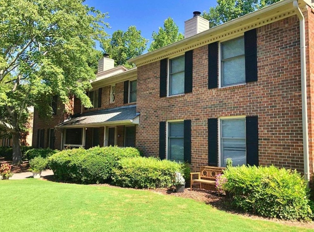 1831 Briarcliff Cir, Atlanta GA  30329-7708 exterior