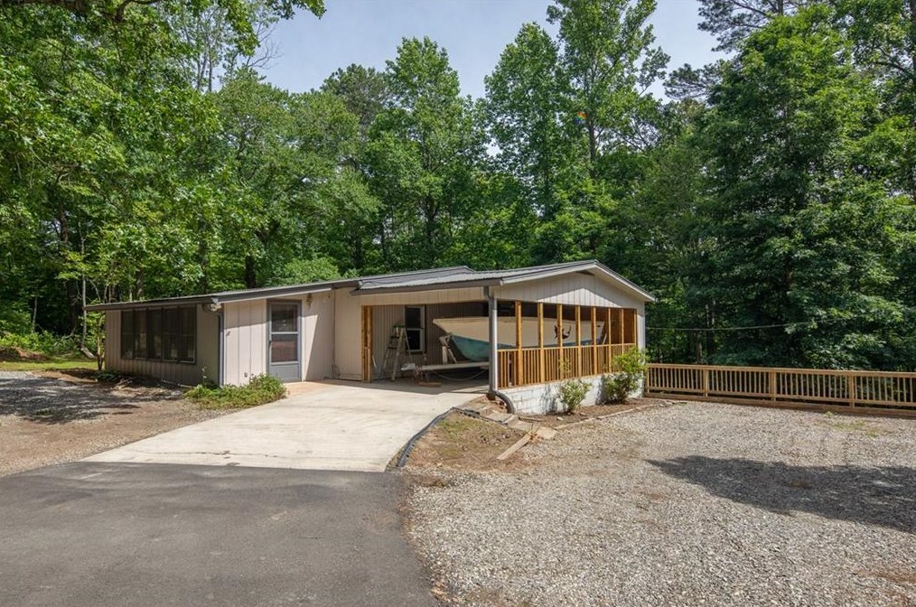 100 Vickie Dr, Dawsonville, GA 30534-3545