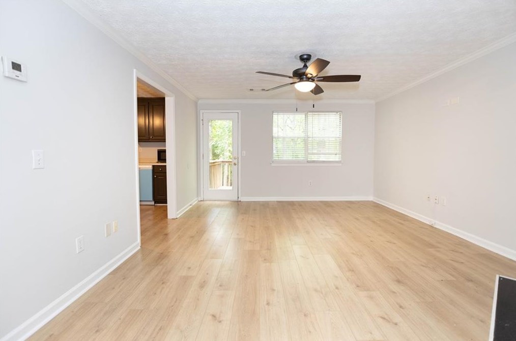 2414 Leeward Ct, Lithia Springs, GA 30122