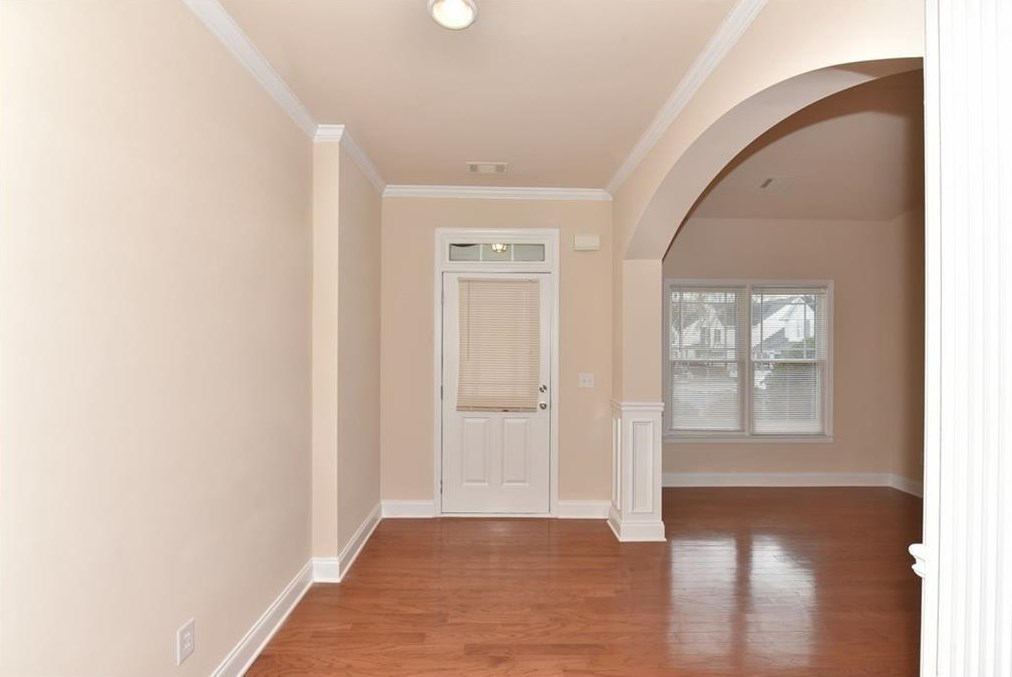1893 Thomas Pointe Trce, Lawrenceville, GA 30043-5622