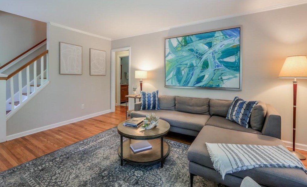 2478 Woodridge Dr, Decatur GA  30033-4830 exterior