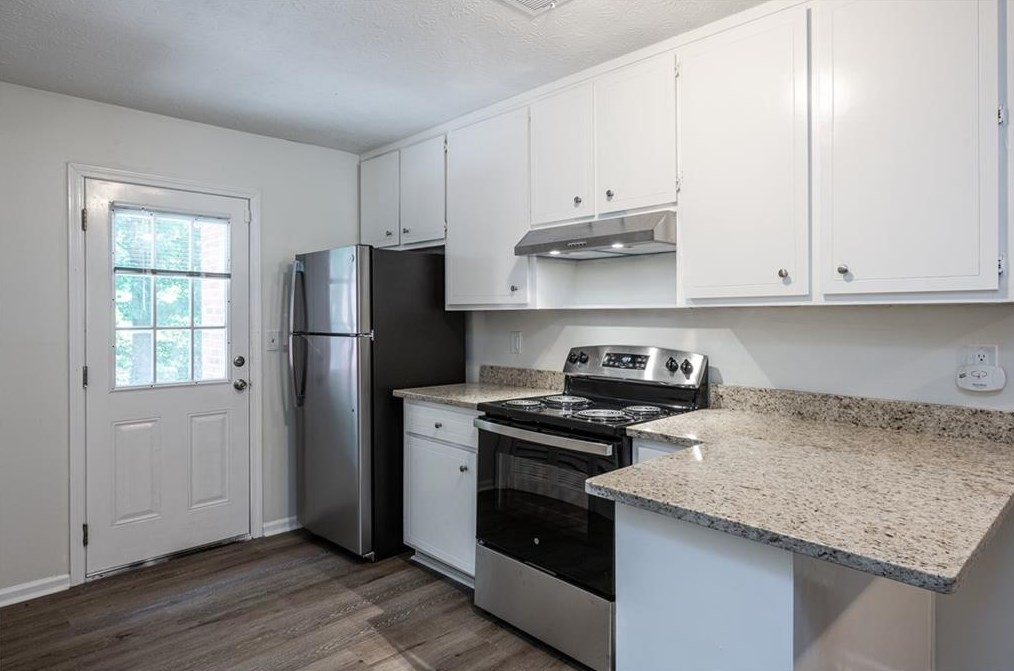 511 Downing St, Lawrenceville, GA 30046