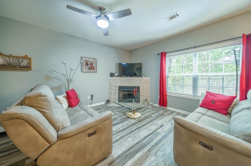 74 Eagle Glen Dr, Euharlee, GA 30121-8081