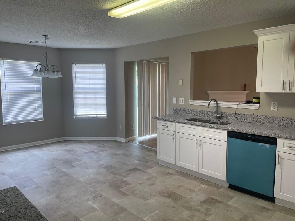 6350 Klondike River Rd, Lithonia, GA 30038