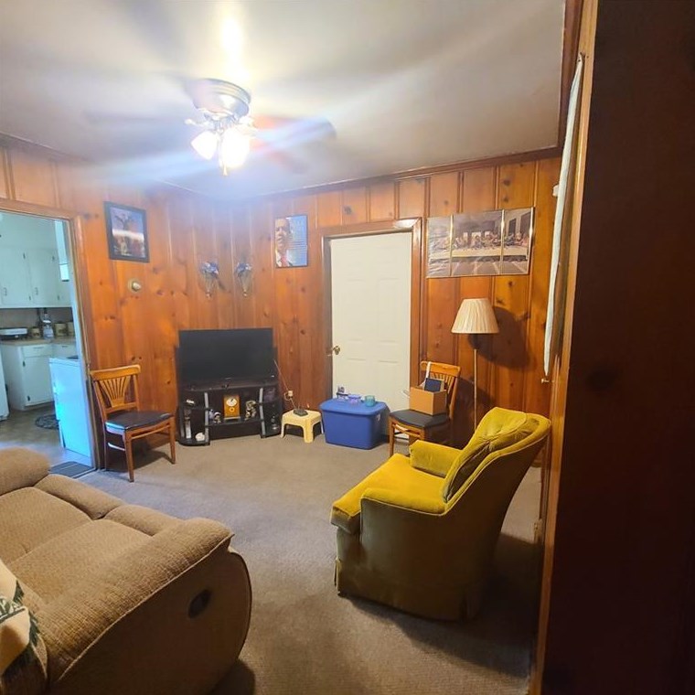 2045 Howe Ave, Columbus, GA 31903-3127