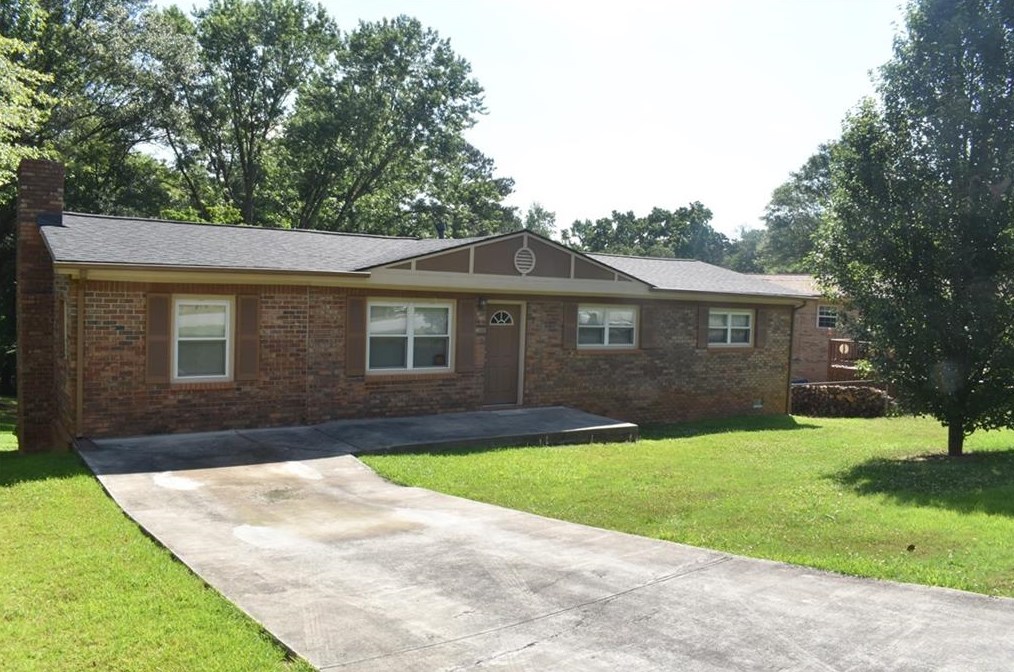 5851 Miller Rd, Austell, GA 30106-3144