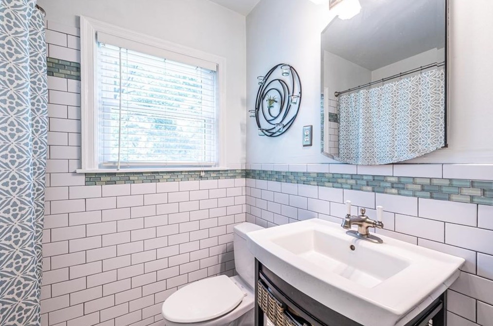 2343 Sanford Rd, Decatur GA  30033-5511 exterior