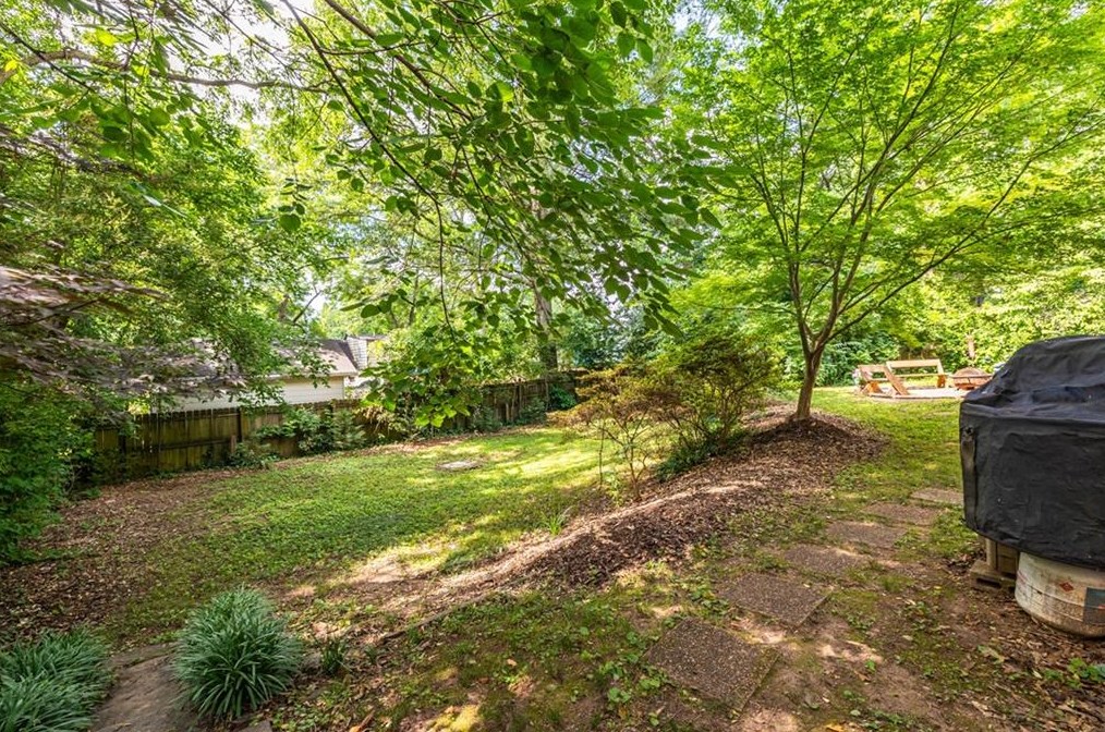 2343 Sanford Rd, Decatur GA  30033-5511 exterior