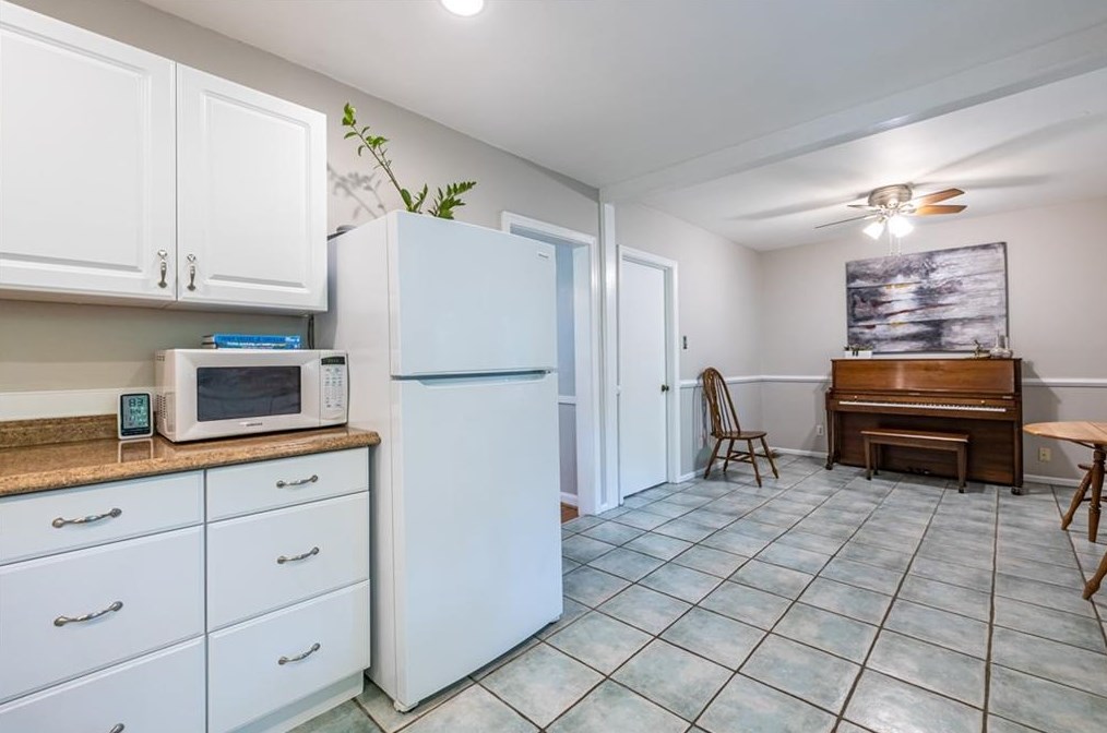 2343 Sanford Rd, Decatur GA  30033-5511 exterior