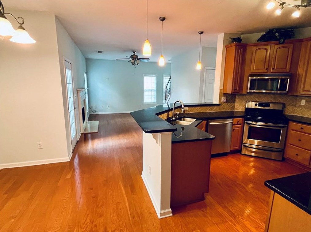 424 Vinings Vintage Cir, Mableton, GA 30126