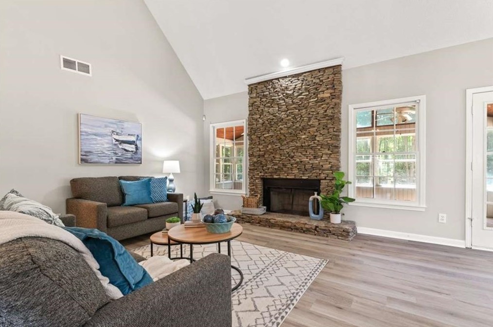 725 Deerwood Dr, Stockbridge GA  30281-6321 exterior