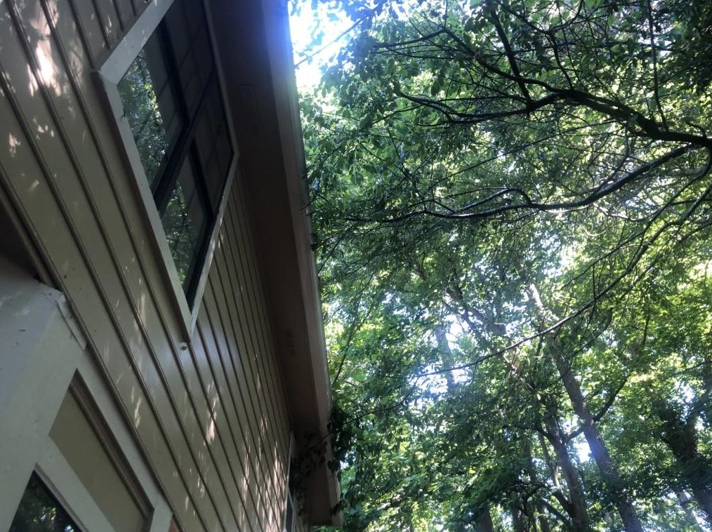 957 Lake Watch Ct, Stone Mountain, GA 30088-2361