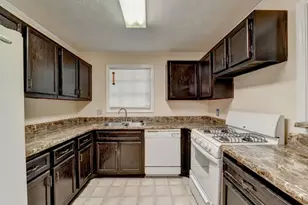 102 Gettysburg Pl, Sandy Springs, GA 30350 - Photo 14