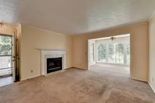 102 Gettysburg Pl, Sandy Springs, GA 30350 - Photo 4