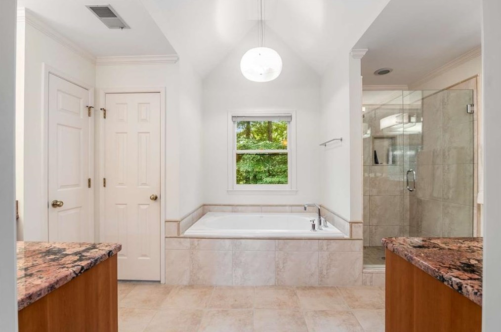 1138 Manning Farms Ct, Atlanta GA 30338-2648 exterior