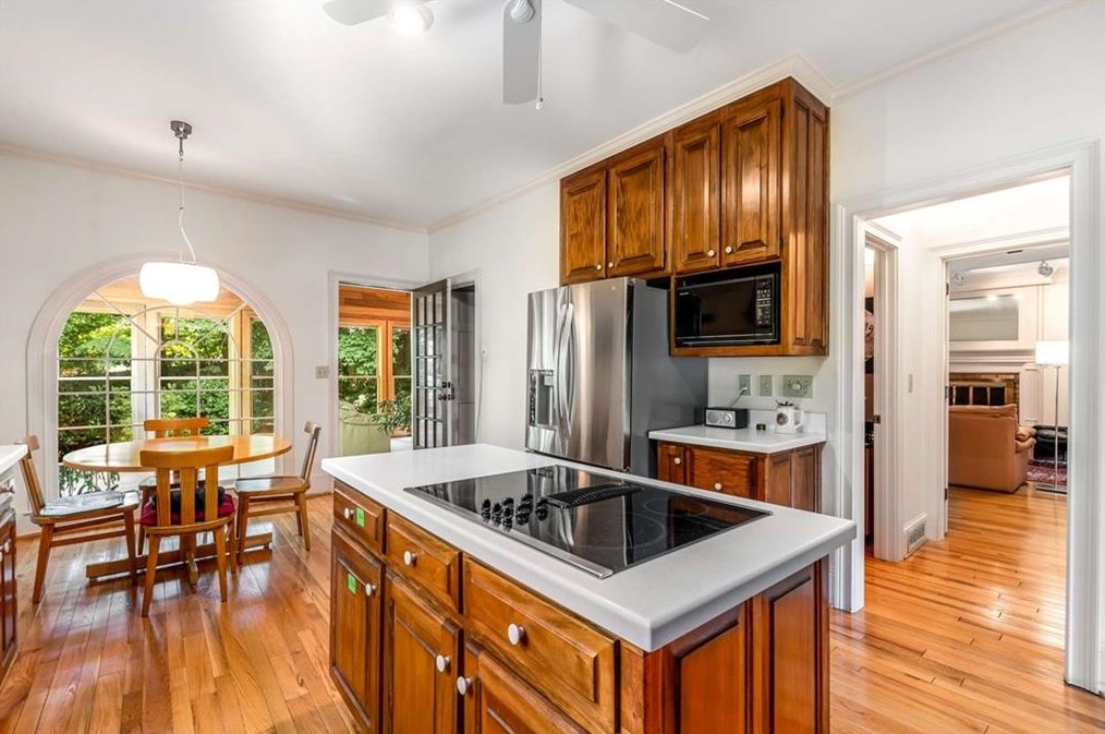 1138 Manning Farms Ct, Atlanta GA 30338-2648 exterior