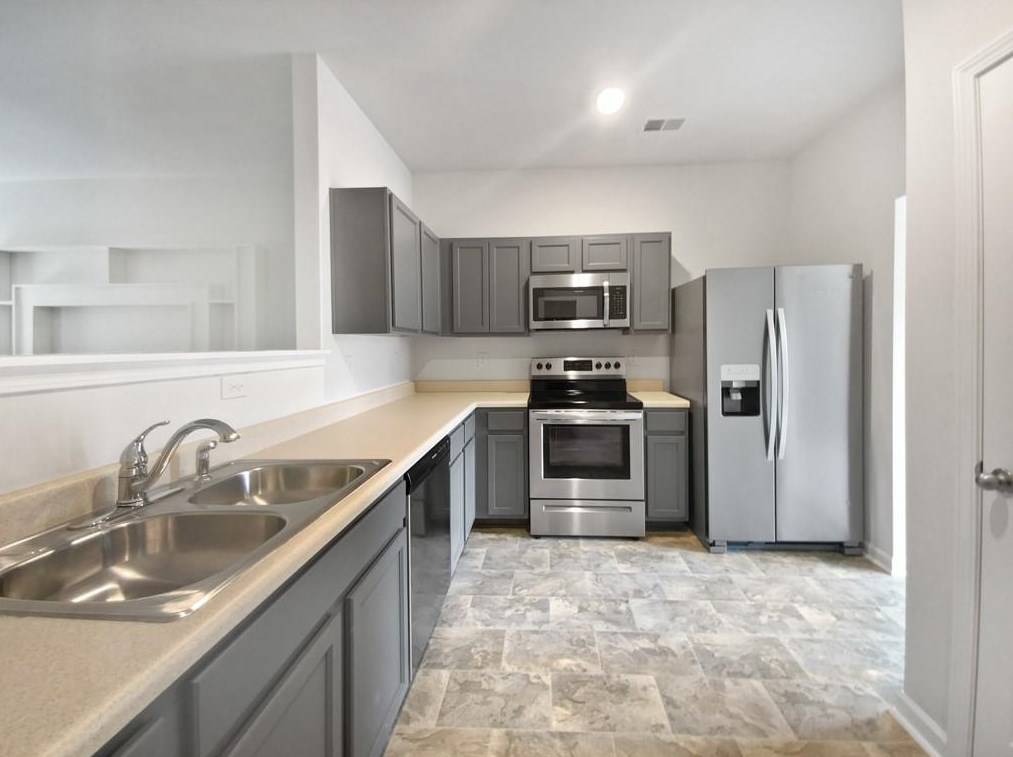 2522 Piering Dr, Lithonia, GA