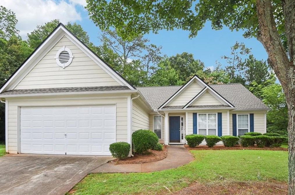 859 Springchase Dr, Austell, GA 30168-6326