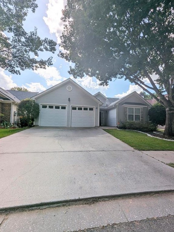 22 Belltree Cir, Newnan, GA 30265-5679