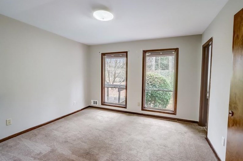 3542 Briarcliff Rd, Atlanta GA  30345-3851 exterior