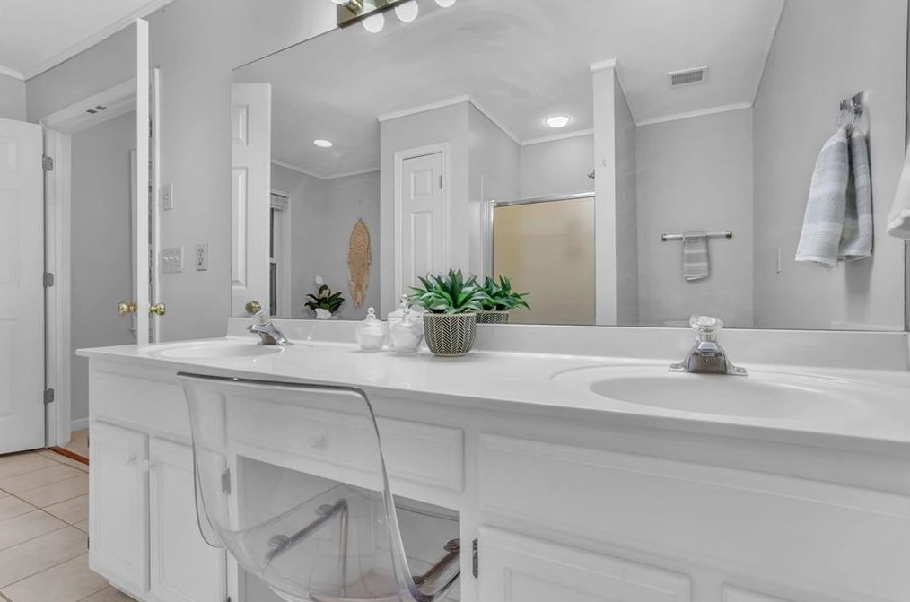 3625 Bay St, Duluth GA  30096-4867 exterior