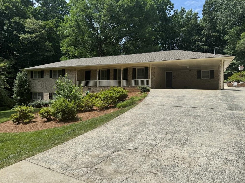 2528 Midvale Ct, Tucker, GA 30084-3348