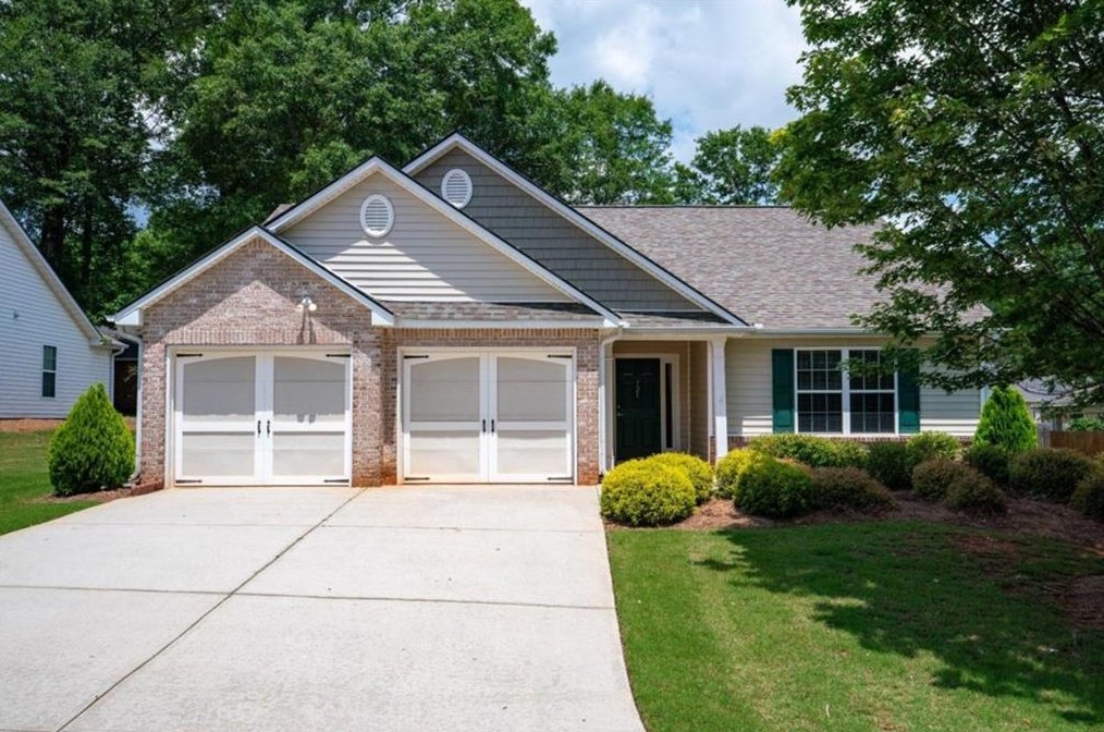 721 Stone Creek Dr, Monroe, GA 30655-6304