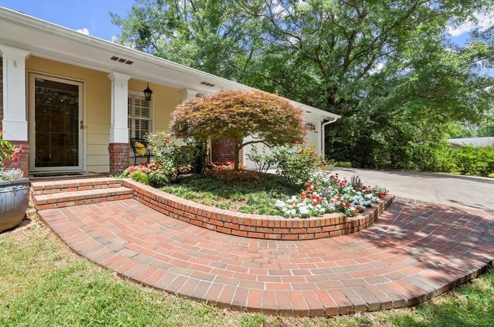 855 Rucker Rd, Alpharetta, GA 30004-4050