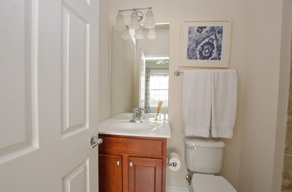 2208 Weldonberry Dr, Atlanta GA  30319-5734 exterior