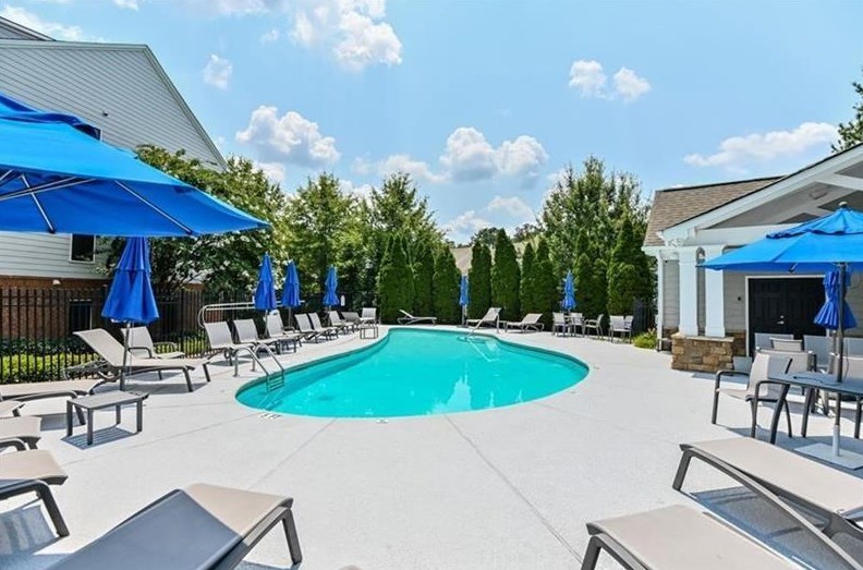 2208 Weldonberry Dr, Atlanta GA  30319-5734 exterior