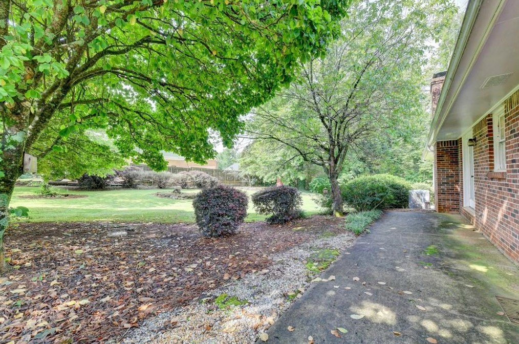 736 Craig Dr, Lawrenceville GA 30046-4759 exterior