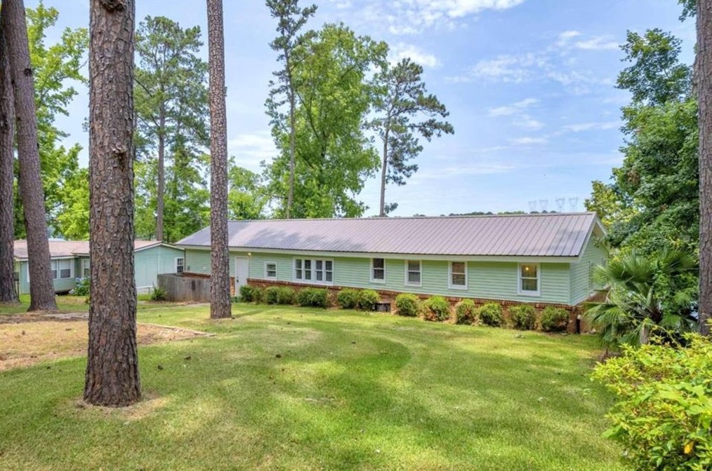 187 Lou Ln, Milledgeville, GA 31061