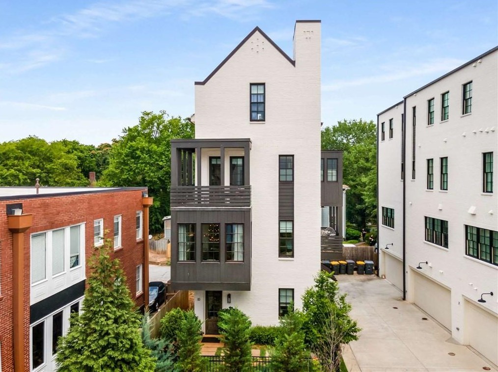 1261 Virginia Ave, Atlanta GA  30306-4809 exterior