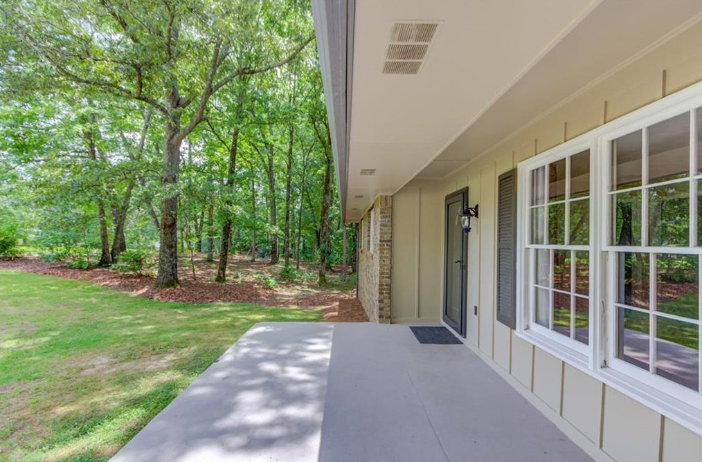 1915 Pine Rd, Dacula, GA 30019