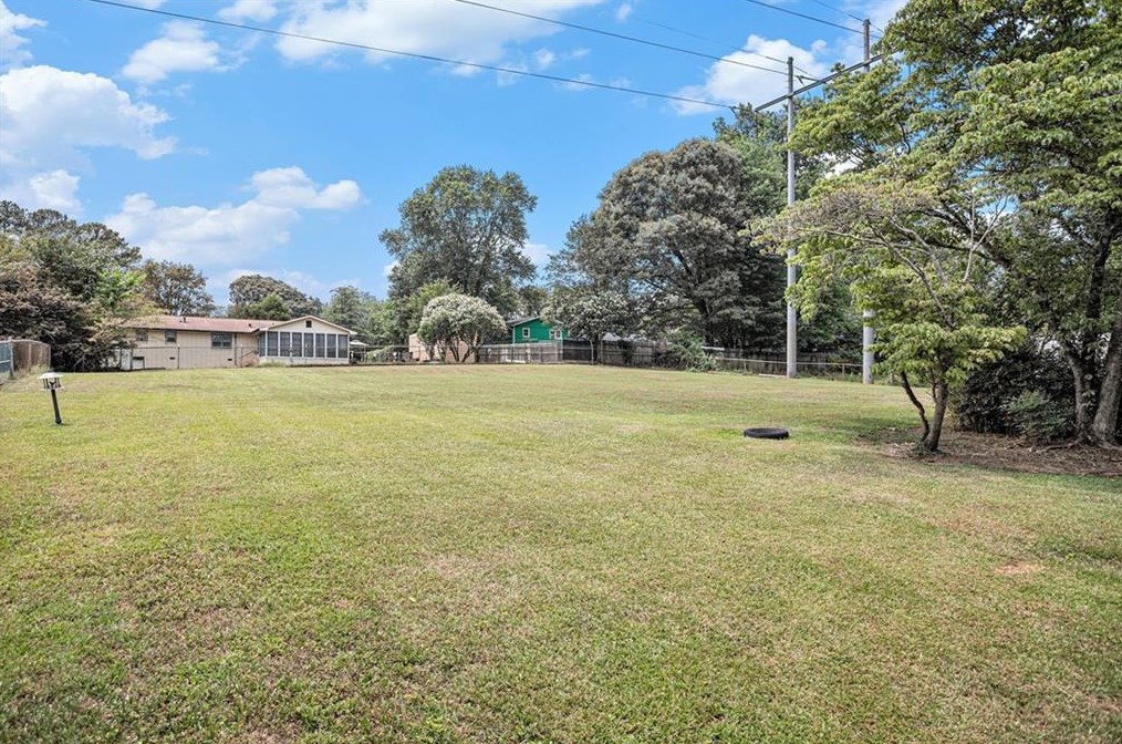 3800 William Paul Dr, Austell GA 30106-1437 exterior