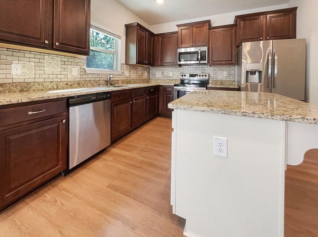 1846 Abbey Rd, Griffin, GA 30223-7145