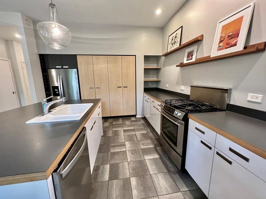 130 Second Ave, Decatur GA  30030-3548 exterior