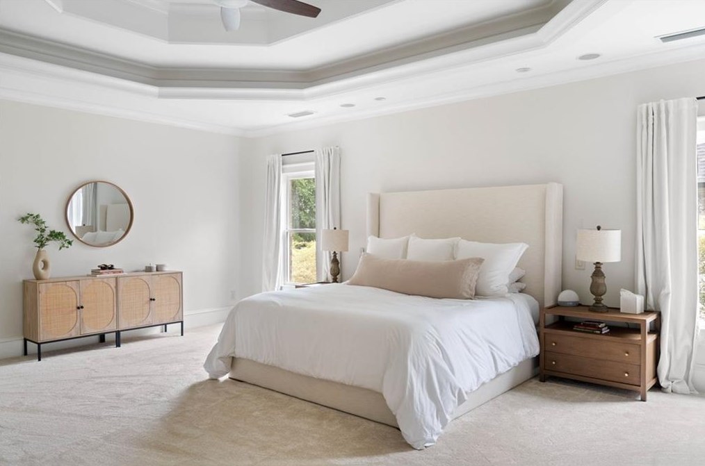 1363 Sylvan Cir, Atlanta GA 30319-3424 exterior